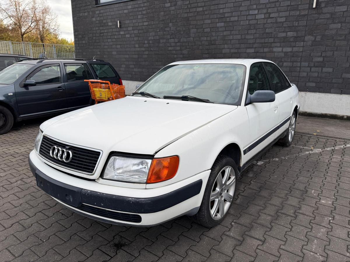 Audi 100 C4 original Stoßstange Stoßfänger hinten L90E Alpinweiß Limo BJ91